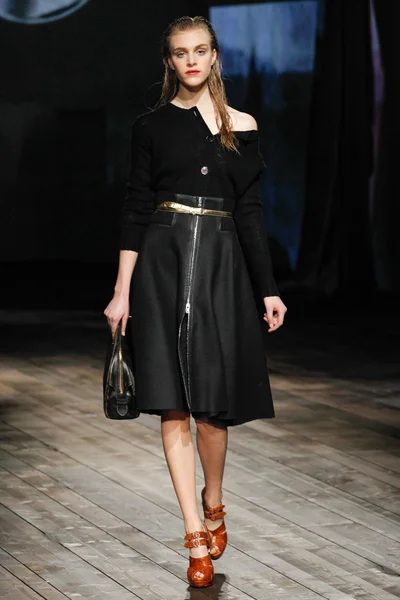 Look 33
